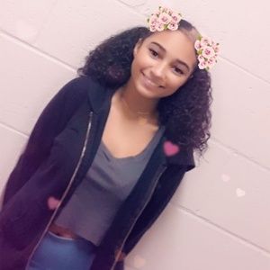 Meet your Posher, Samantha